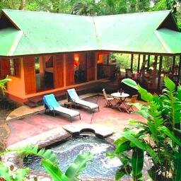 Luxury villas with private plunge pool in the rainforest | near spectacular beaches | #costarica #caribbean #honeymoon #boutiquehotel #barefootluxury