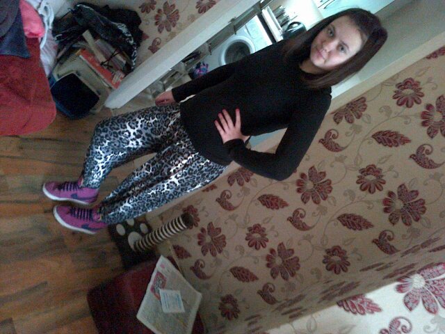 IM victoria alice Wharton 18 lives in Leeds, half geordie and support Newcastle united