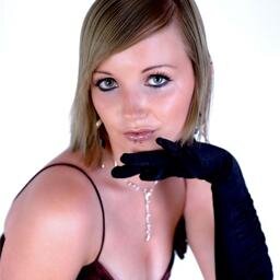 Das echte CHAOS-GIRL! Top Amateur-100% real. Camshows, Drehpartys, DVD´s uvm.