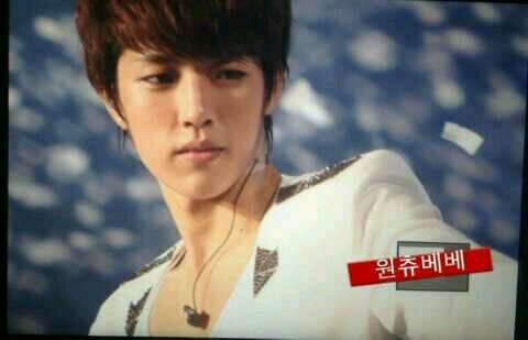 이성열 accout real:@Seongyeol1991 #91lie #Bline ฮิฮิ #050913 บอทใหม่ใส่กิ๊งง(?) #ยอลลี่ฮิวยงงง