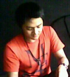 ronihamsah69's profile picture. 