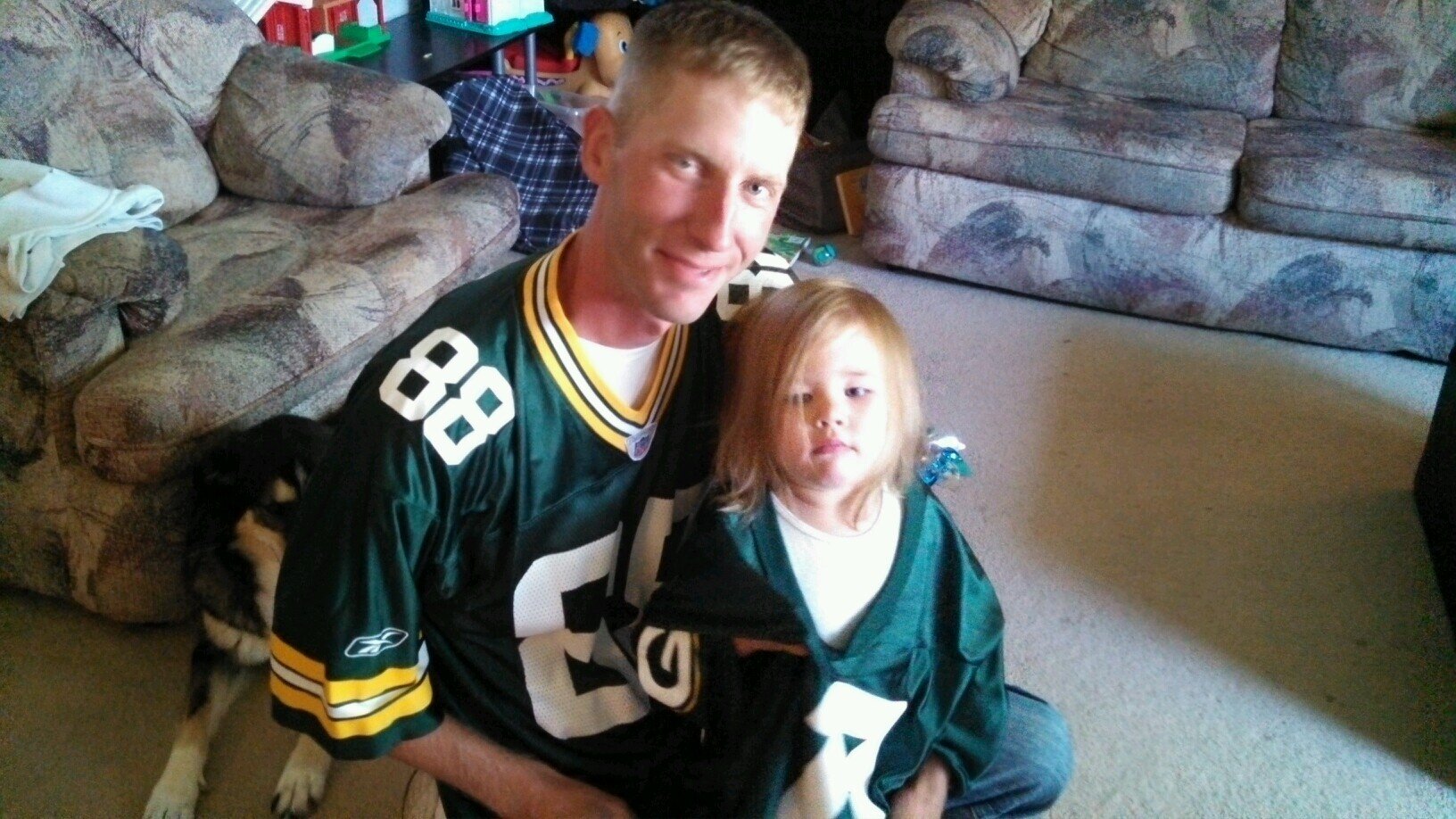 JakeTJ98's profile picture. Comercial pilot, CFI, Civil Air Patrol pilot, Dad, Farmer, and other stuff too.