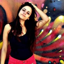 ''Sei quem eu era quando me levantei hoje de manhã, mas acho que já me transformei várias vezes desde então.'' Lewis Carroll.