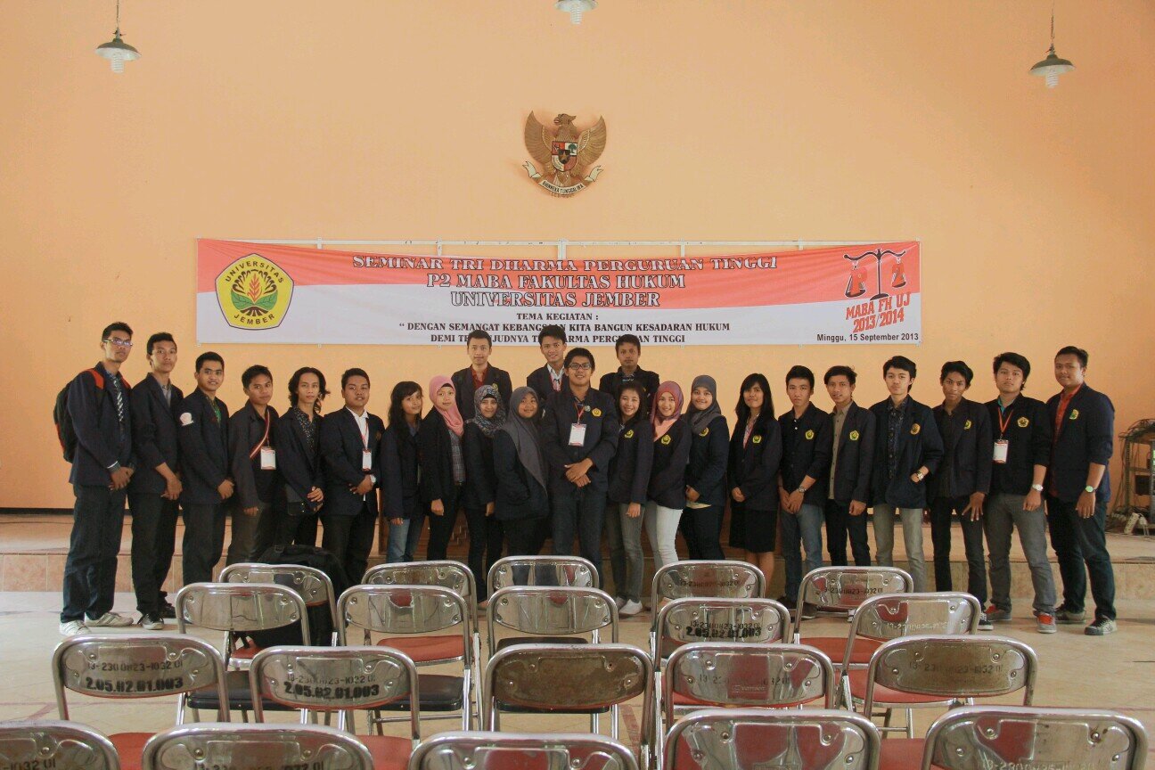 Official Twitter Faculty of Law - Jember University (2013) | Sarana berbagi informasi mahasiswa FH UJ ta 2013/2014 (all-star panitia)