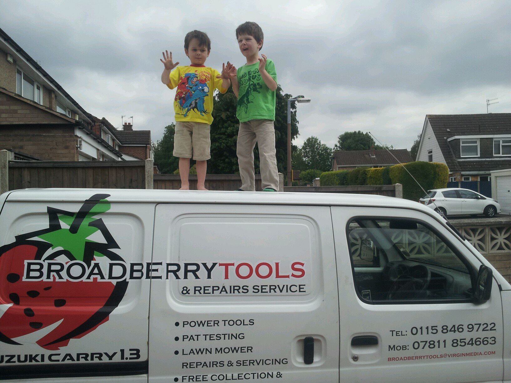 Broadberry Tools is a family business specialising in the repair and servicing of all electrical and petrol power tools and lawnmowers we also do PAT Testing