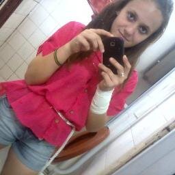 As horas mais difícieis me ajudou superar, meu anjo protetor obg por estar ao meu lado (88' 
Te amo gatenha, do teu lado para todo o sempre... Minha e só minha.