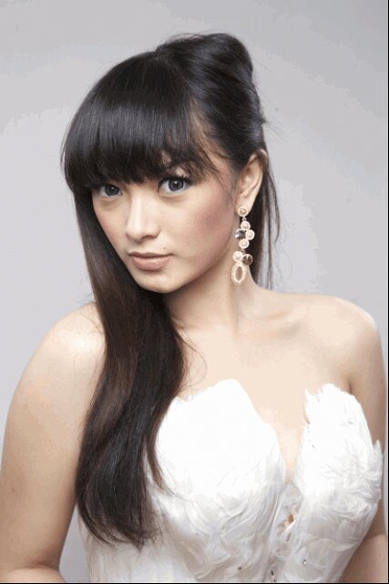 Singer | Single #1Jam | #AjariAkuTuhan | #1000Alasan | #SudahCukupSudah | #Cukup1Menit |  ℓσνє #Itikers | Support by : @NAGASWARA_ID | Zaskia shinta