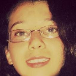 Bienvenu,Welcome,Bienvenida,مرحب .....Bon voila  c'est Nisrine 14 ans (Maroc) Je suis une personne simple qui cherche a passé le temps sut twitter :) .