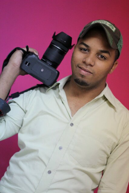 Licenciado en Comunicación,Video Editor,Productor Audiovisual, Fotógrafo y Explícito Wzp 809-995-6918