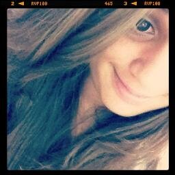 Brazilian , 14 anos , Solteira , Muito felizzzzzzzzzzzz , Follooooow me Baby's ♥♥