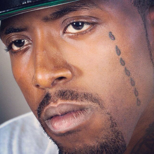 follow @2lucky2tall Rapper frm Los Angeles 2tall aka WILL RAP FOR FOOD,/Suge Knight Associate went viral 5 times (323)994-1440 #ATL