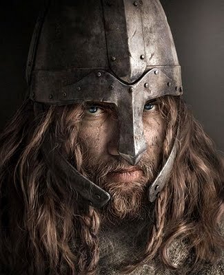 Capitan de la casa Slate. Una espada negra en un fondo plateado. Los mas fieles y valientes. Enamorado de @ArleneSlate. #SpanishFakeWesteros. No asociado a HBO.