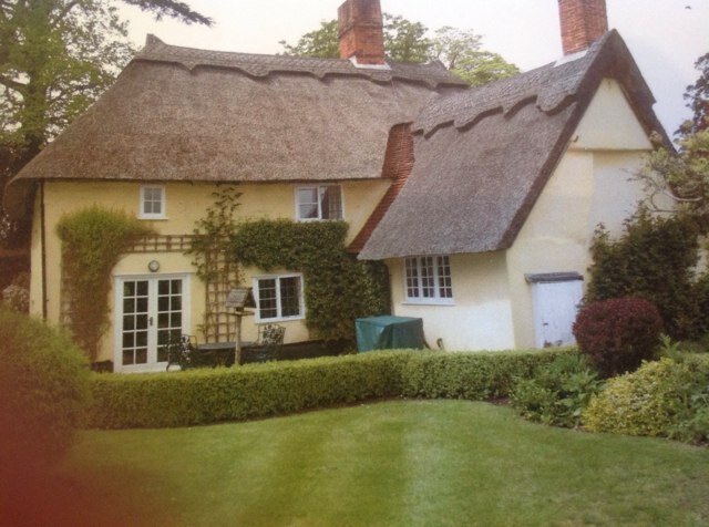 We are a collection of holiday cottages in the heart of Country country.