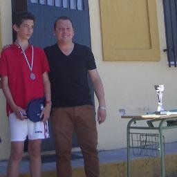Amo mi vida, super inteligente soy en los estudios, y ambicioso asi soy yo. Os kiero poko(mogollon) si me dais lo k kiero. Ante todo sigue tus sueños