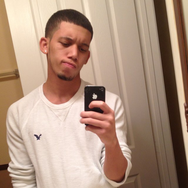 nightjoe53's profile picture. 18-single Life goes on ... With or without you