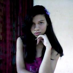 me encanta escuchar música........cantar....me gusta one direction....los amo... Harry,...niall,...liam,...zayn....Louis...