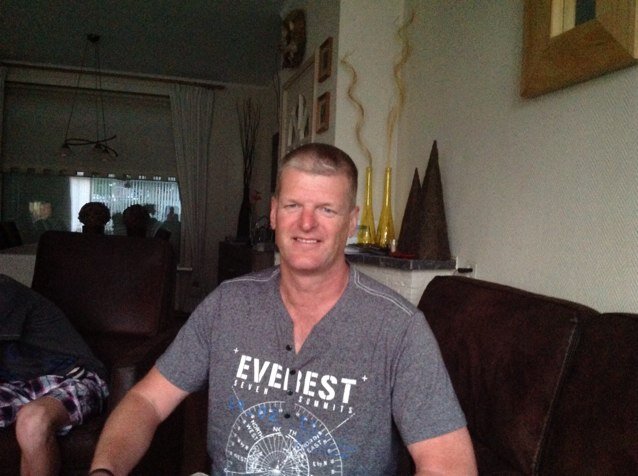 Docent Almende college Silvolde. Groot sportliefhebber vooral voetbal: Longa'30 en Feyenoord.