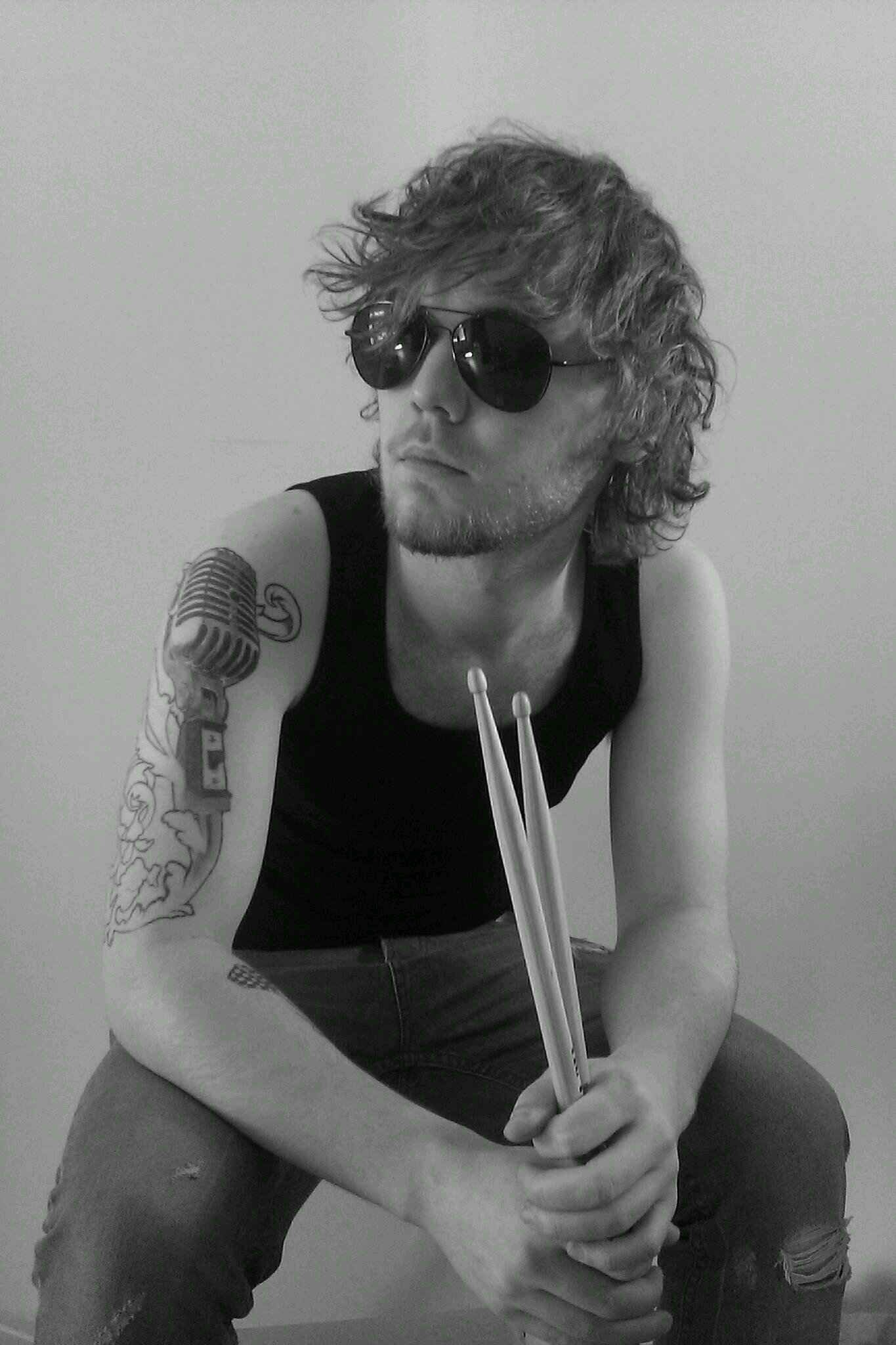 knutans's profile picture. Drummer from Oslo, Norway. Drumming. instagram : knutandreas