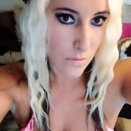 Camgirl on @Streamate, Also follow my sister @HarleeJadeMFC