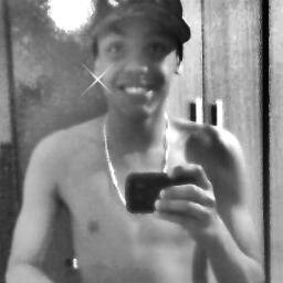 ' Sou Feliz e agradeço por tudo que Deus me deu ..