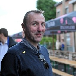 Journalist en fotograaf regio Gent @HLN - Het Laatste Nieuws - Correspondent Radio 2 Oost-Vlaanderen - Redacteur Wetthra en De Zondag - Levensgenieter