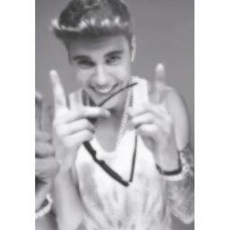 BieberHoodiesNY's profile picture. ❝σทє σƒ мy τσρ cнσicєs ωαs τσ вє вєℓiєвєr❞ ♥