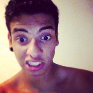 Musician-musico
Bmx-heh eh isso ae neguin 
;P