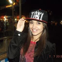 Mamãe do Príncipe Wallacy  . 18 anos . Estudando  .!