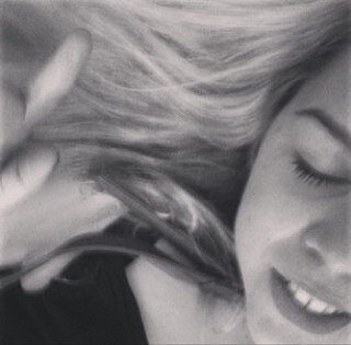 minamartaki's profile picture. http://t.co/sQNtFmSwZA
'' kiss kiss,bang bang.. ''