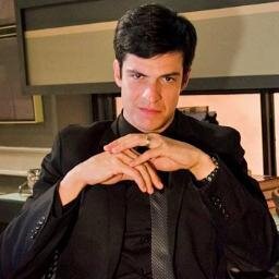 Aqui você vai ficar sabendo de tudo que esta na moda ou fazendo sucesso na atualidade de uma forma muito parecida com a que você já conhece... A M.O.D.I.N.H.A