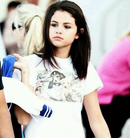 Cuenta dedicada a la Hermosa Sexy Multitalentosa y Humilde Selena Marie Gomez