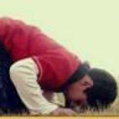 SenyumDhuha's profile picture. Hati Anda adalah peti yang sering Anda anggap kosong. Kekayaannya hanya akan Anda temukan, bila Anda sendiri membuka hati Anda