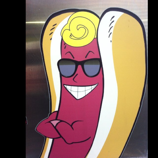 Conshohocken based hot dog cart supplying you with the best hot dogs youll set your taste buds on!