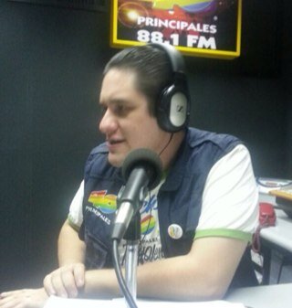 Apasionado de la radio Locutor de los 40 principales 88.1 en zamora michoacan Grupo radio zamora Productor de webtv