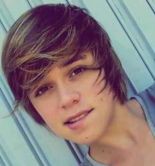 belieber_debieb's profile picture. HOLA ME LLAMO DYLAN DACON SEGUIME Y TE SIGO ;)  ME GUSTA ONE DIRECTON Y JUSTIN BIEBER 3 ESTE ES MI FACE --- https://t.co/LYybk2ORTa
