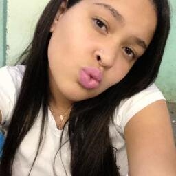  . . . QUANTA FALSIDADE, QUANTA HIPOCRISIA ROLA.. MINHA COTA DE FELICIDADE EU QUERO EM DOLAR $$ .. ♪