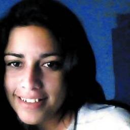 La mejor crema de belleza es una conciencia limpia.....Arletty