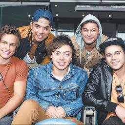 i'm a massive fan of new boyband @TheCollective12 MUSIC VIDEOS http://t.co/JzLT67etYC  & http://t.co/DOpboQaeD7  DOWNLOAD iTunes http://t.co/w5c8z07lJo
