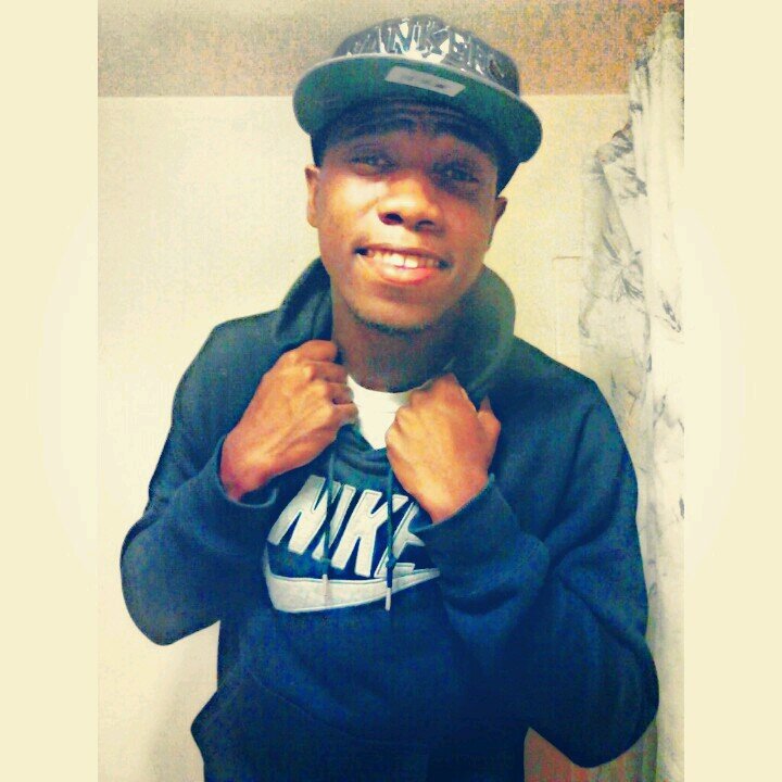 Imma differenter, I'm a member of JetSet Mafia. LC my hood and my life is Deja Vu