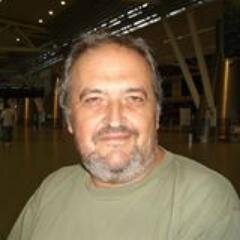 Librarian, linguiist, likes progressive rock, fantasy and sci-fi books