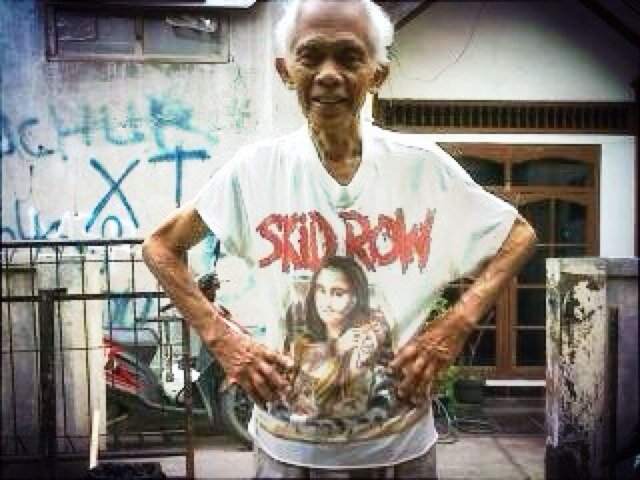 modick_ndon's profile picture. Basost  & Bassist