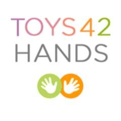 Op zoek naar leuk, motoriek stimulerend en leerzaam speelgoed? Toys for two hands helpt.