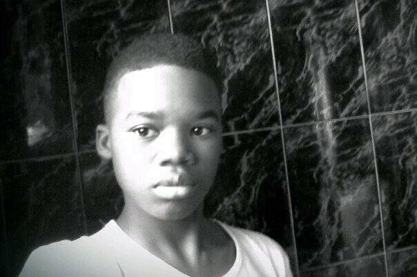 RahznamZee's profile picture. 