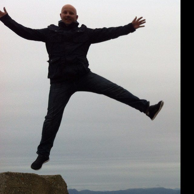 MortenTonning's profile picture. Først og fremst GUL