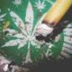 Girl Who Loves To Smoke/ Funny Stories/ Weed lovers/ Mary-Jane Community