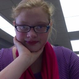 skyetuckermccar's profile picture. directioner loves their music  :)  3