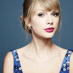 hey i just gave you a free follow! go follow @SwiftlyMeoww back! :)