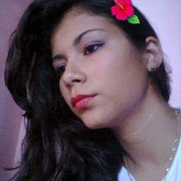 Thaispeixotoalv's profile picture. 