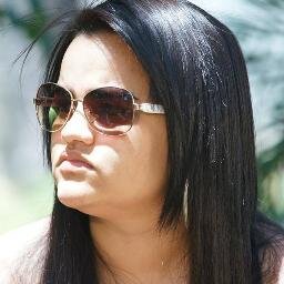 AMO CANTAR E CANTAR É TUDO NA MINHa VIDA .