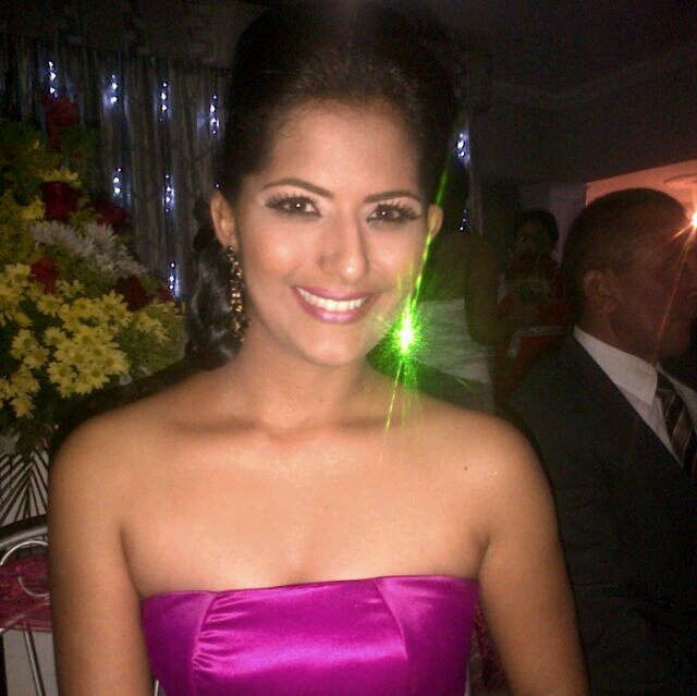 Felizmente Casada con Luis Hernandez/Madre Orgullosa De Mi Rey Luis E. Hernandez, Docente De Vocacion.. Gratitud Plena Mi Dios!